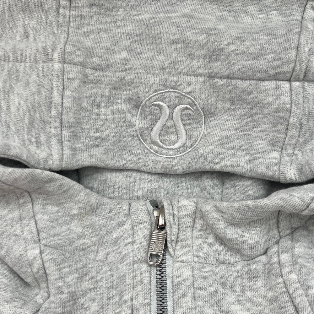 lululemon athletica Light Gray Full-Zip Hooded Jacket - Picture 2 of 7